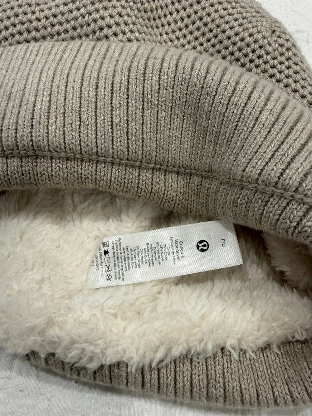 Women’s Knit Cuffed Beanie Hat - Taupe